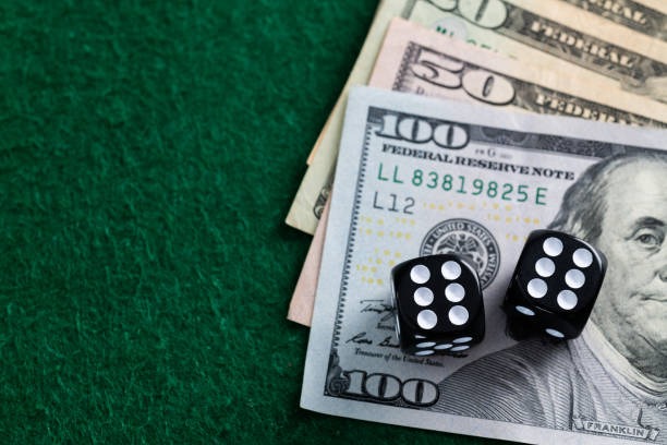 Betting interface and hand decision controls during Infinite Blackjack gameplay